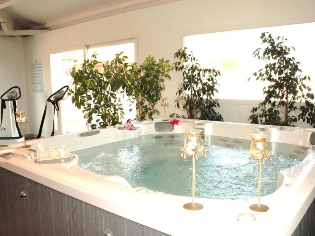 Camping valras climatisé Hotel Sérignan Esterno foto